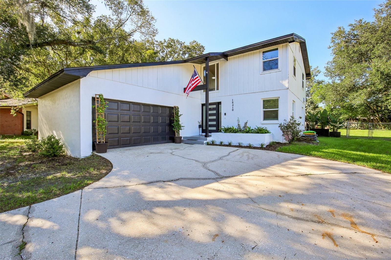 18410 STERLING SILVER CIR Property Photo 1