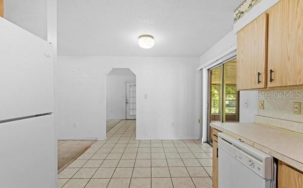 6235 Ogburn St Property Photo 6