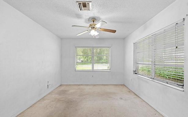 6235 Ogburn St Property Photo 11