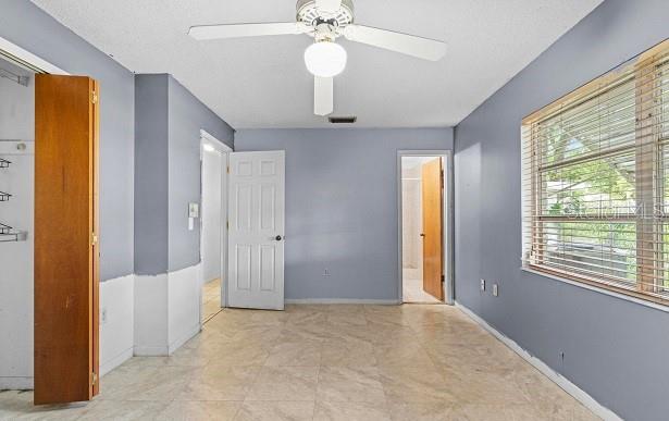 6235 Ogburn St Property Photo 16