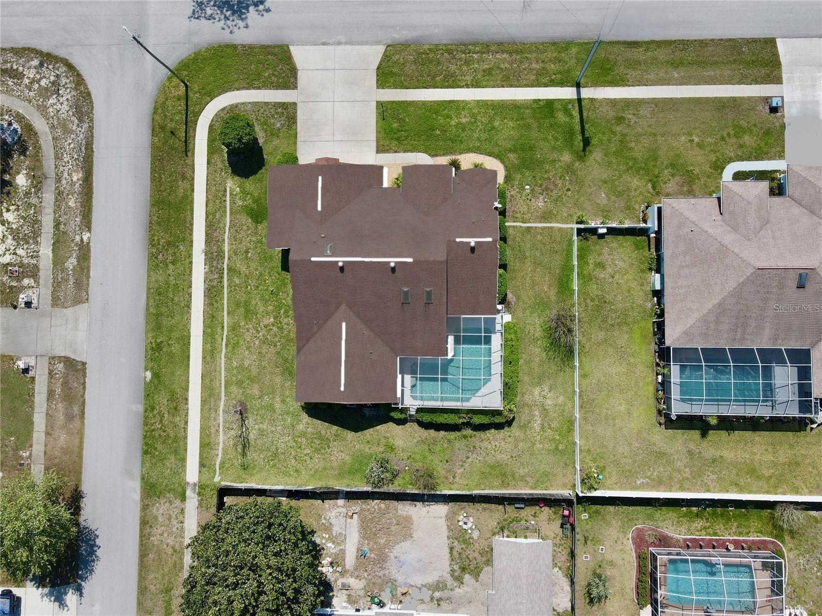 10247 Skyland St Property Photo 5