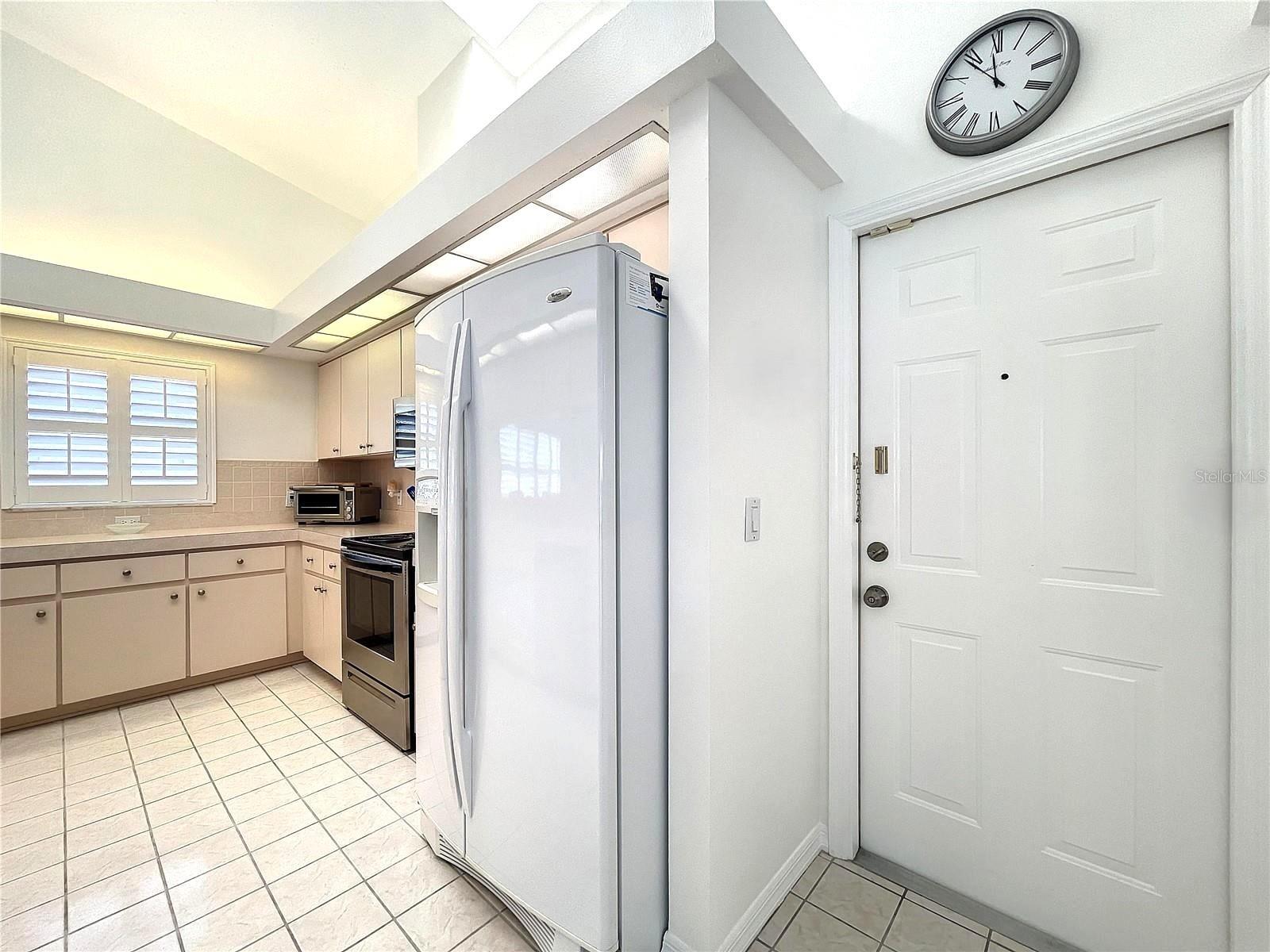 10247 Skyland St Property Photo 15