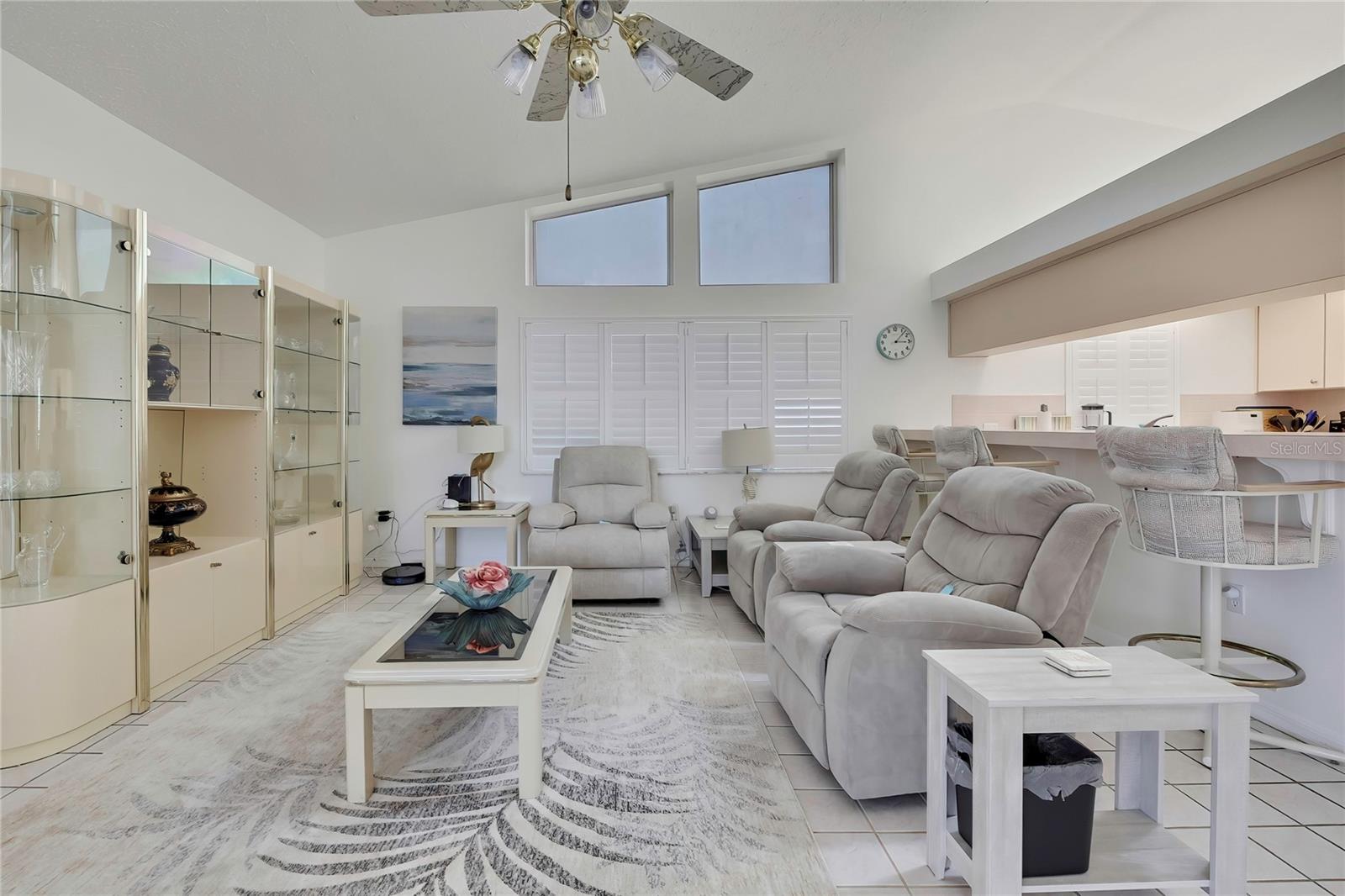 10247 Skyland St Property Photo 17