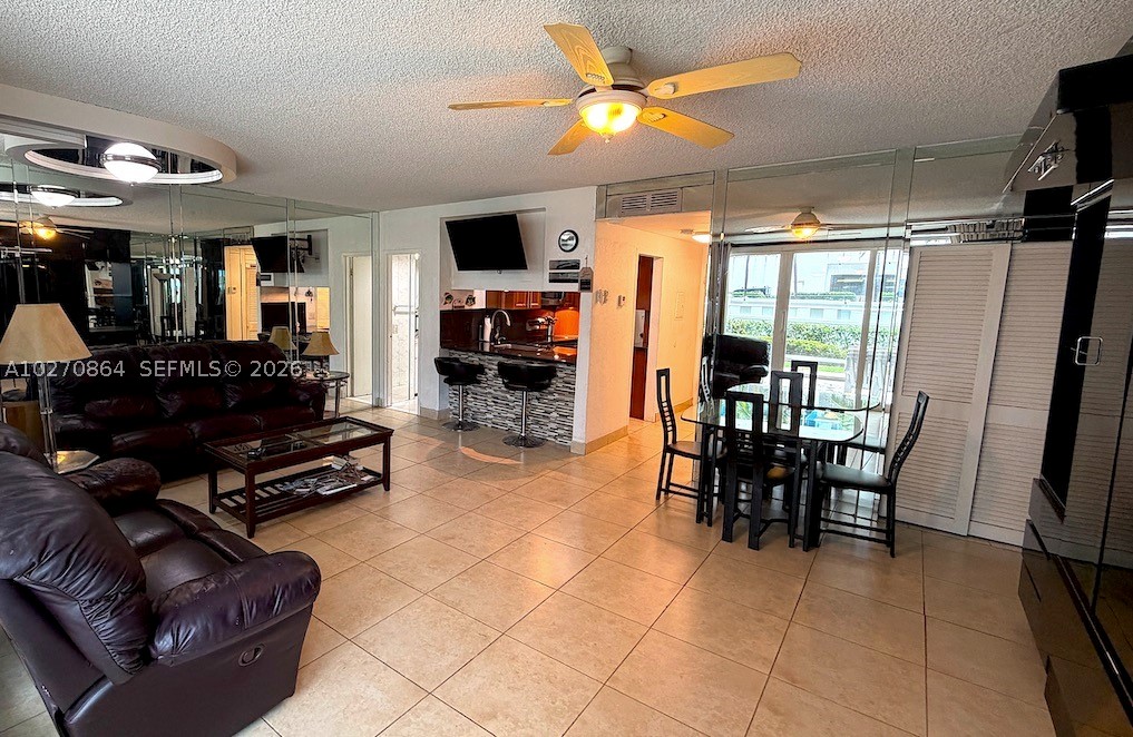 3505 S Ocean Dr 104 Property Photo 4