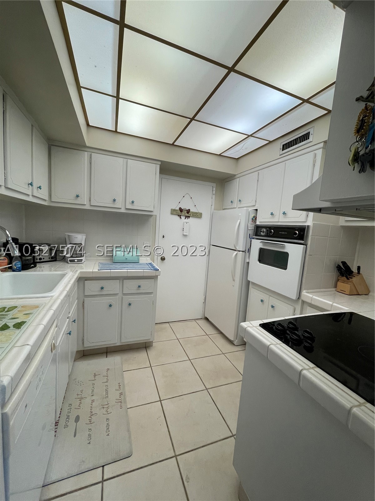 3505 S Ocean Dr 921 Property Photo 2