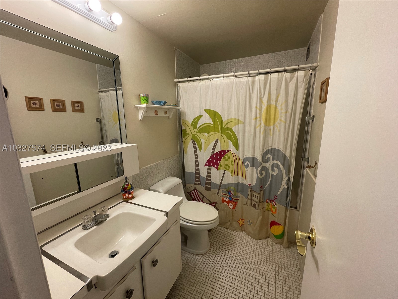 3505 S Ocean Dr 921 Property Photo 8