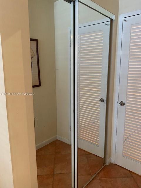 100 Lincoln Rd 1129 Property Photo 11