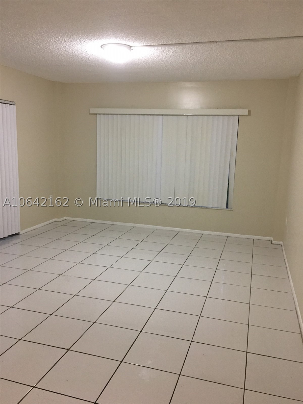 4170 Inverrary Dr 111 Property Photo 8
