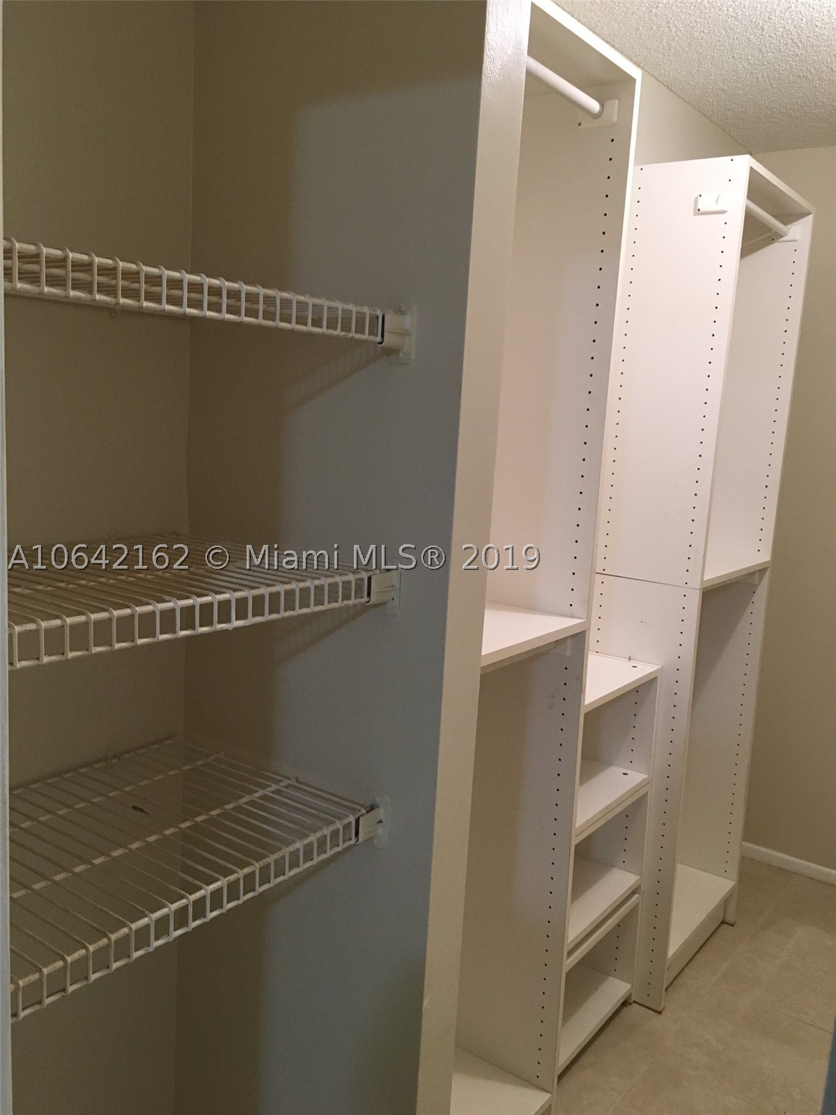 4170 Inverrary Dr 111 Property Photo 16