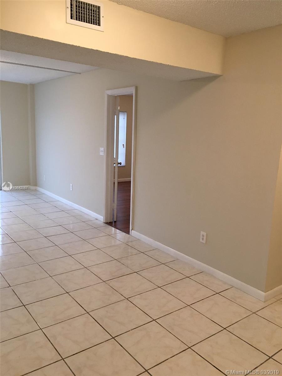 4164 Inverrary Dr 813 Property Photo 22