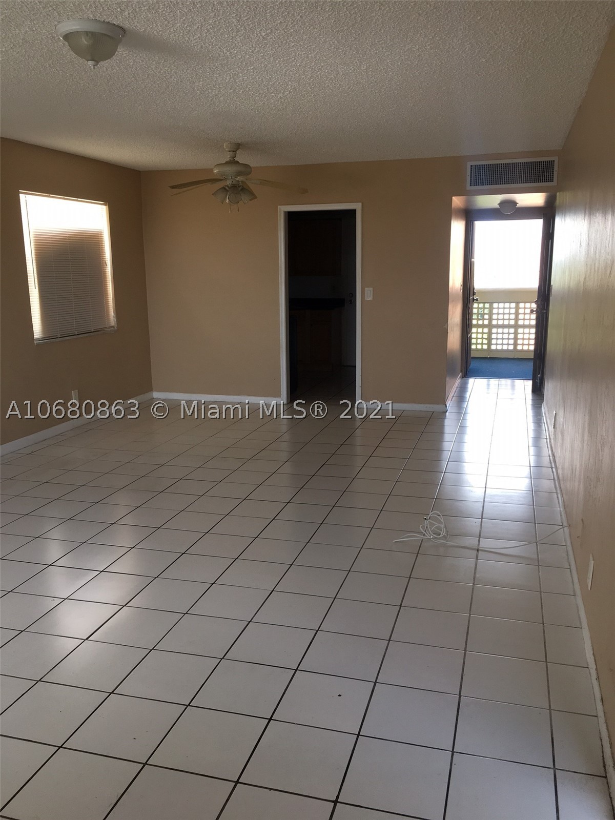 3301 Spanish Moss Ter 906 Property Photo 7