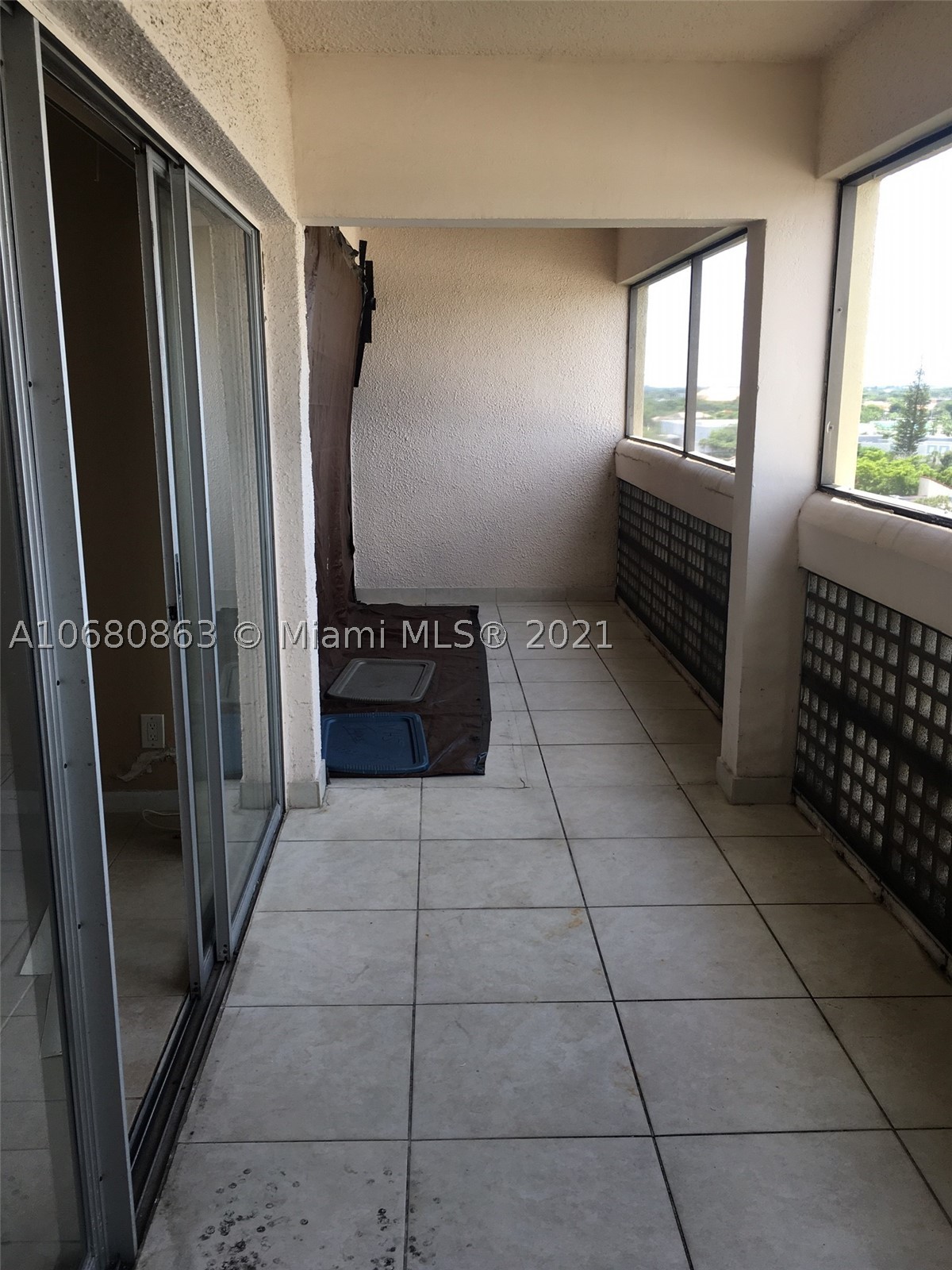 3301 Spanish Moss Ter 906 Property Photo 8