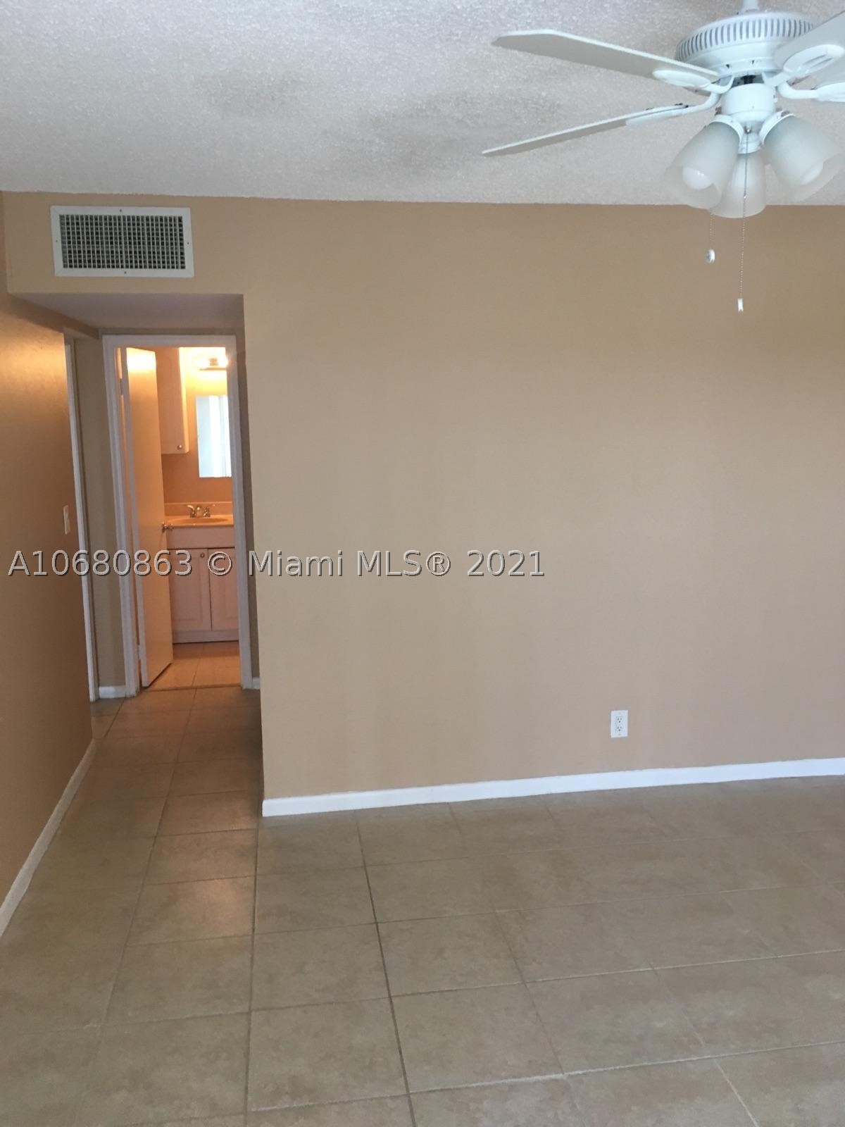 3301 Spanish Moss Ter 906 Property Photo 29