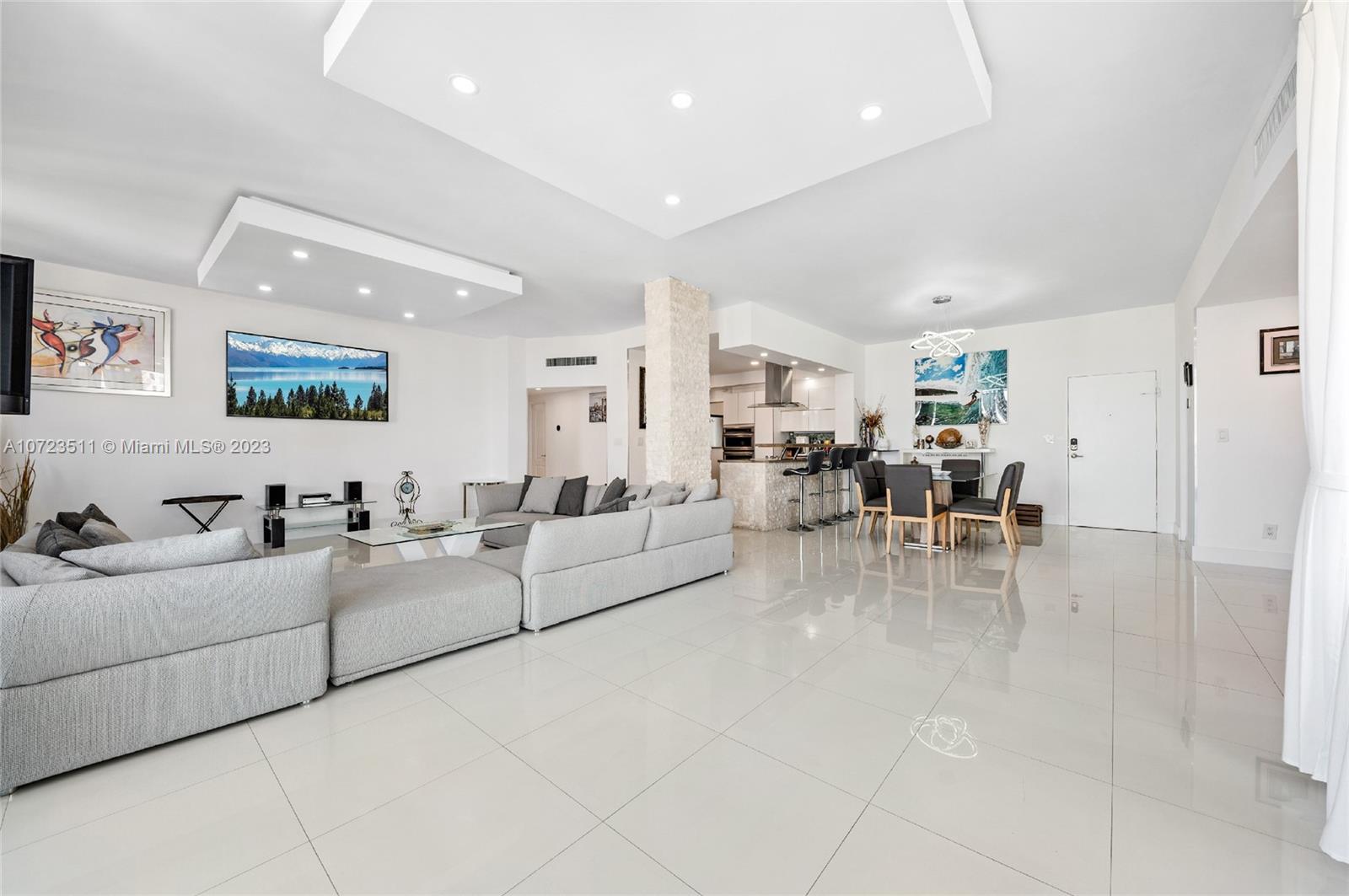 4001 S Ocean Dr Ph2 Property Photo 13