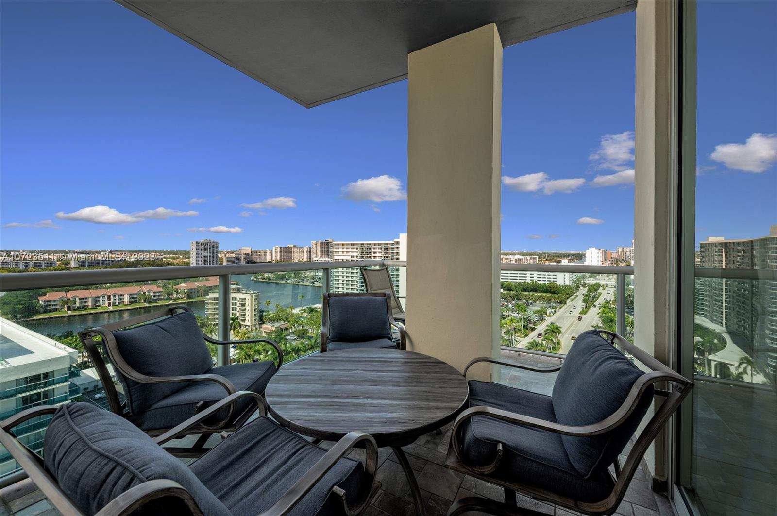4001 S Ocean Dr Ph2 Property Photo 30
