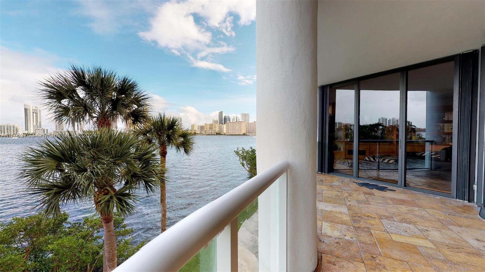 4000 Island Blvd W-ste6 Property Photo 30