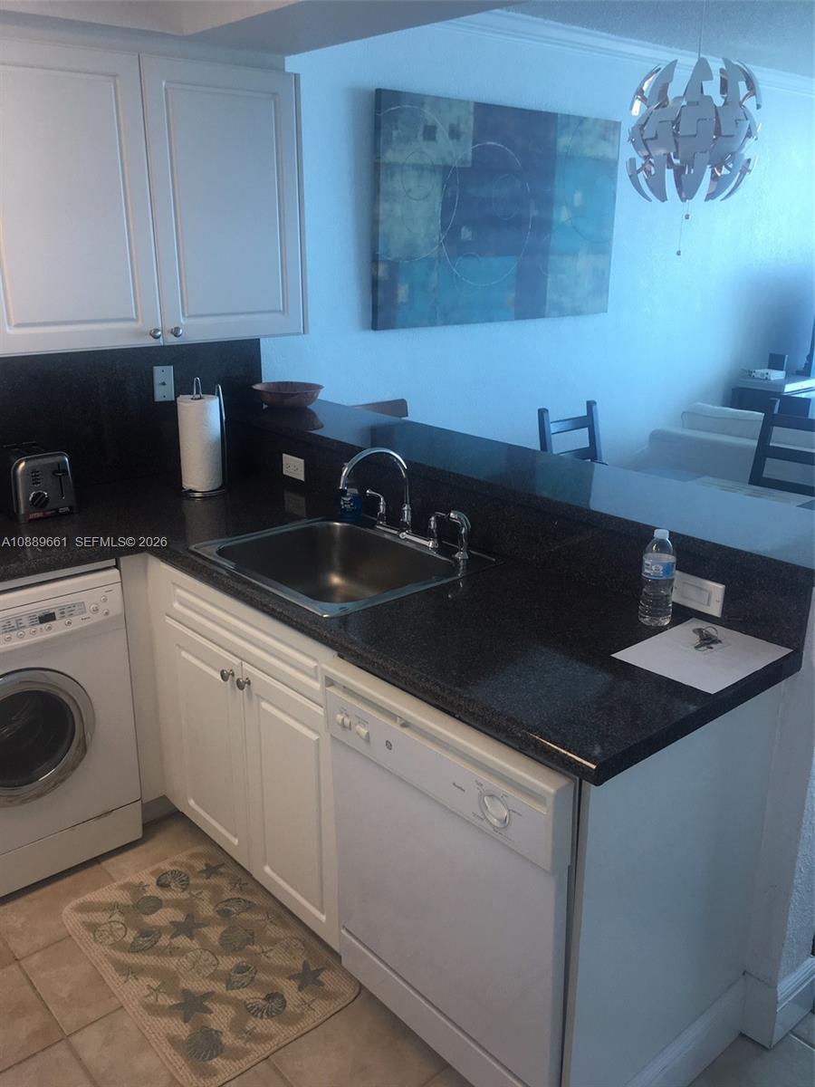 2501 S Ocean Dr 1224 (available July 1) Property Photo 66