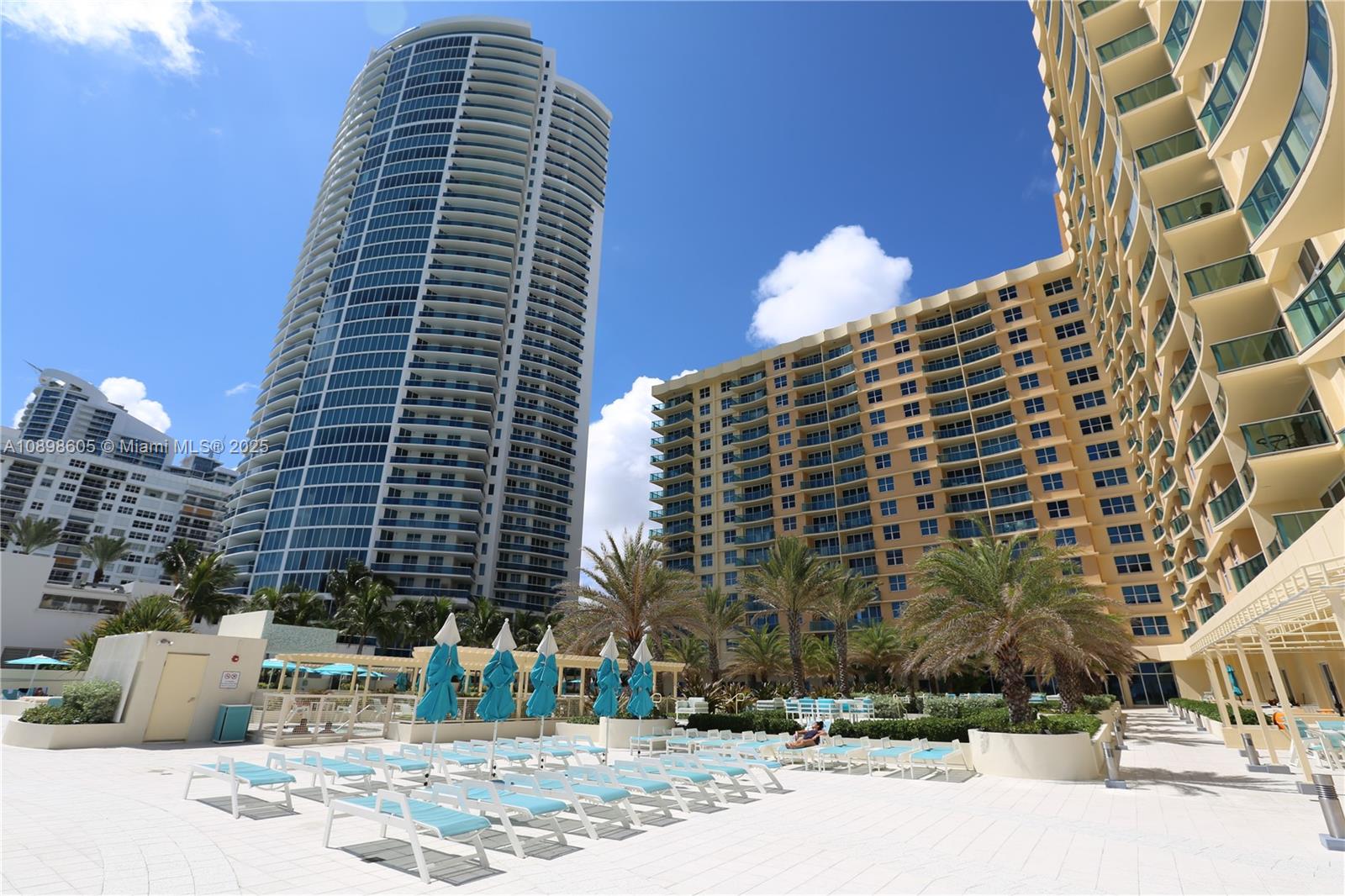 2501 S Ocean Dr 1617 (available July) Property Photo 15