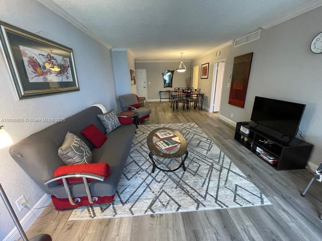2501 S Ocean Dr 1617 (available July) Property Photo 16