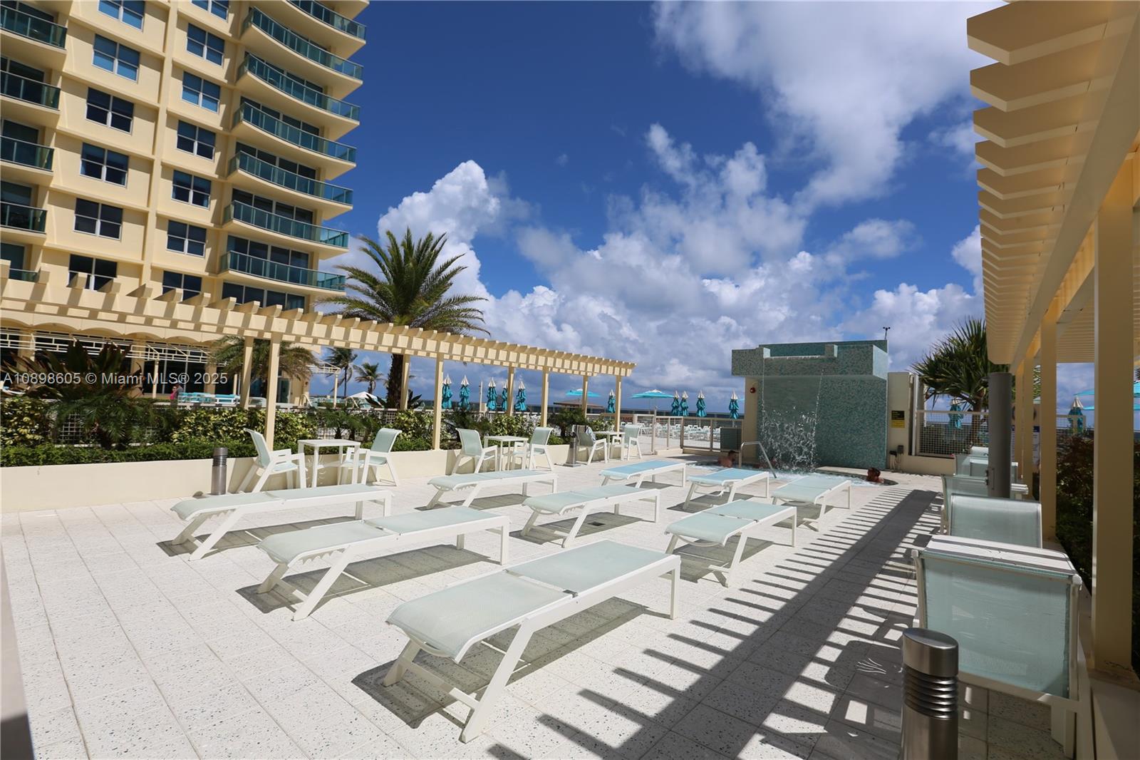 2501 S Ocean Dr 1617 (available July) Property Photo 18