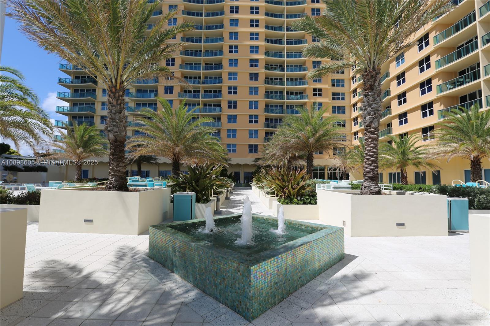 2501 S Ocean Dr 1617 (available July) Property Photo 20