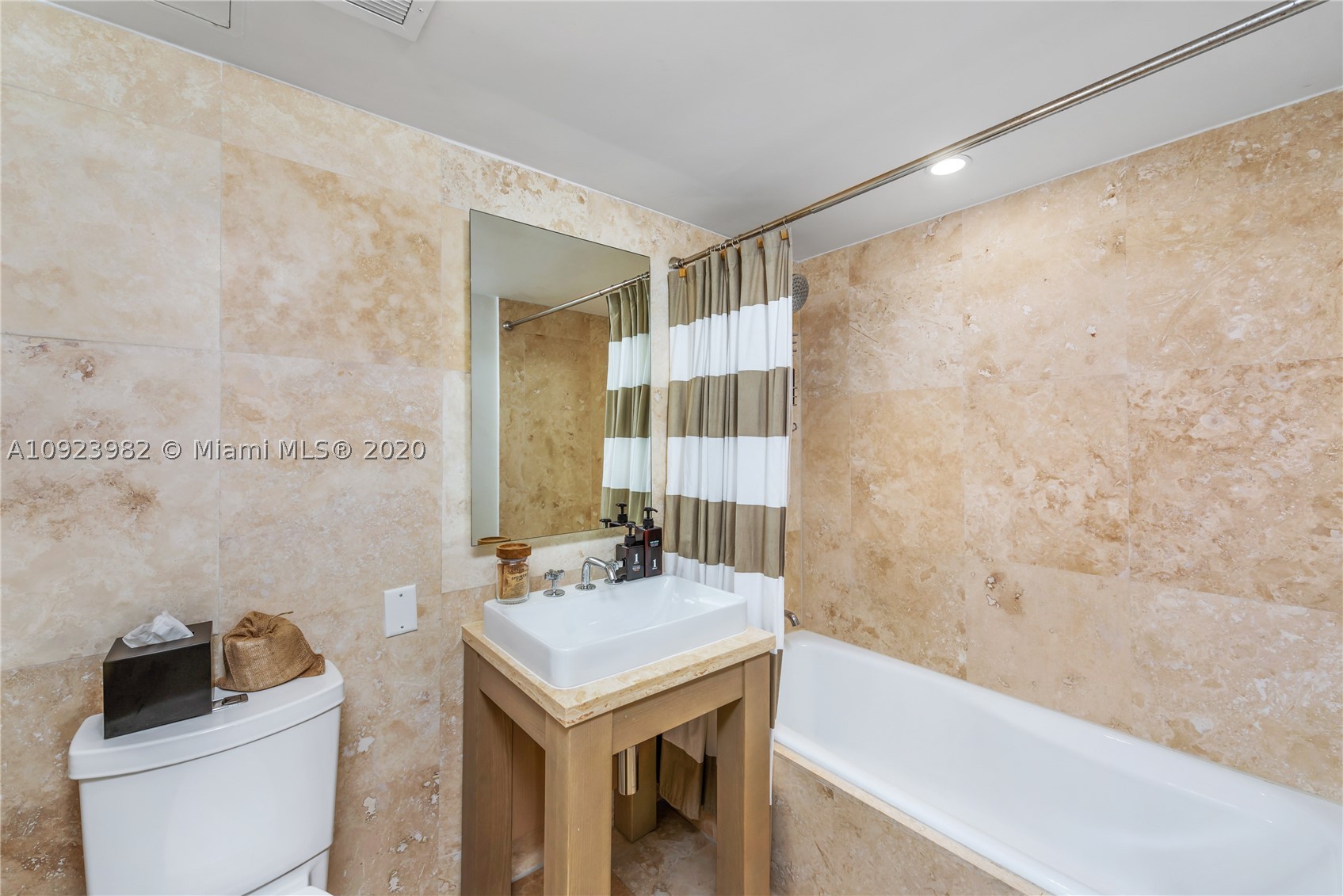102 24th St 1544 Property Photo 11
