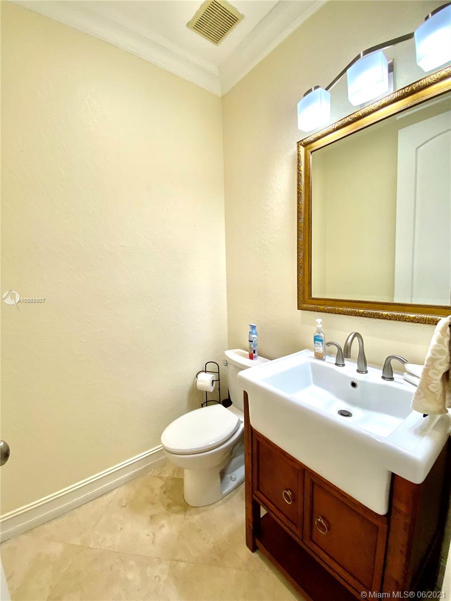 A10988807 Property Photo 21
