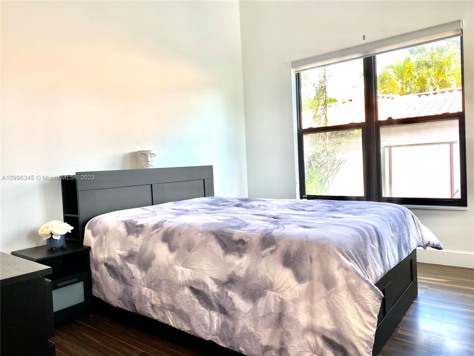 A10996345 Property Photo 18