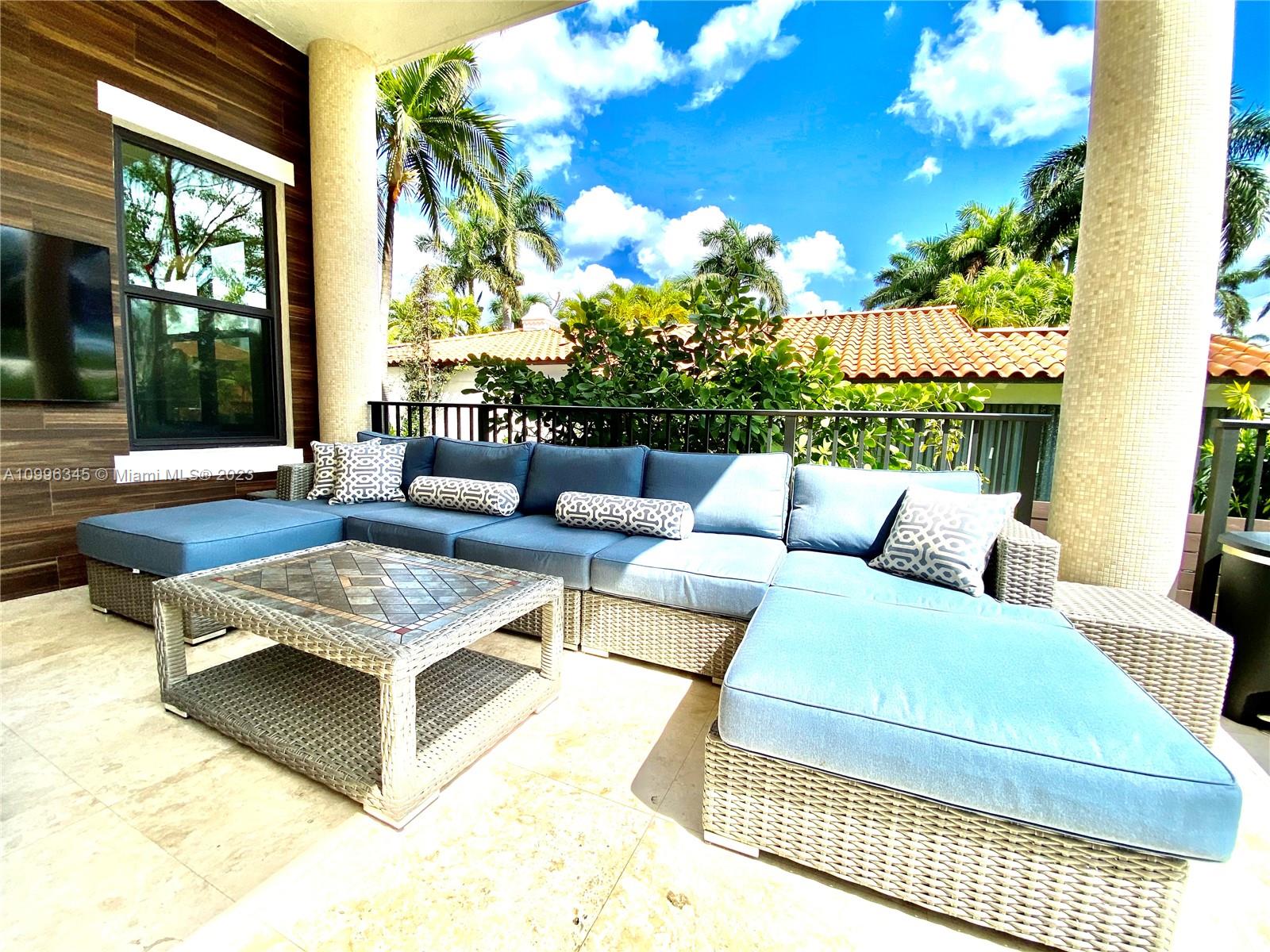 A10996345 Property Photo 25