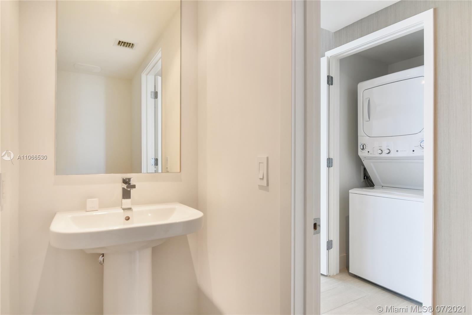 4010 S Ocean Dr R1406 Property Photo 15