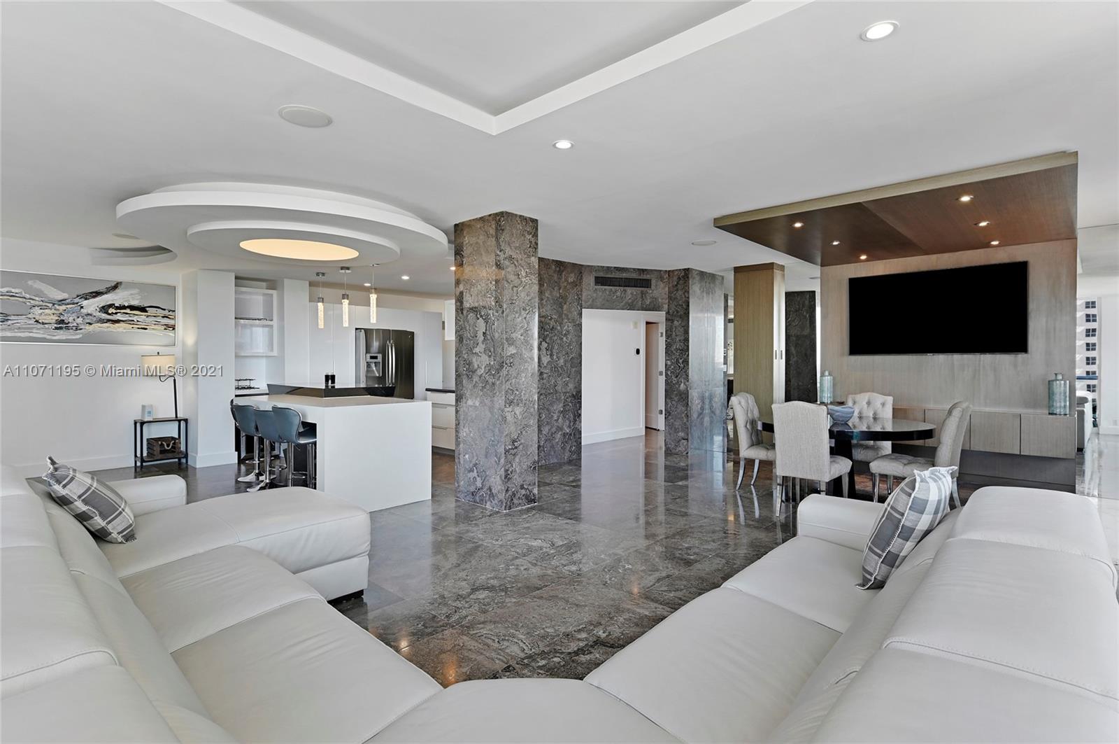 4001 S Ocean Dr Ph1 Property Photo 2
