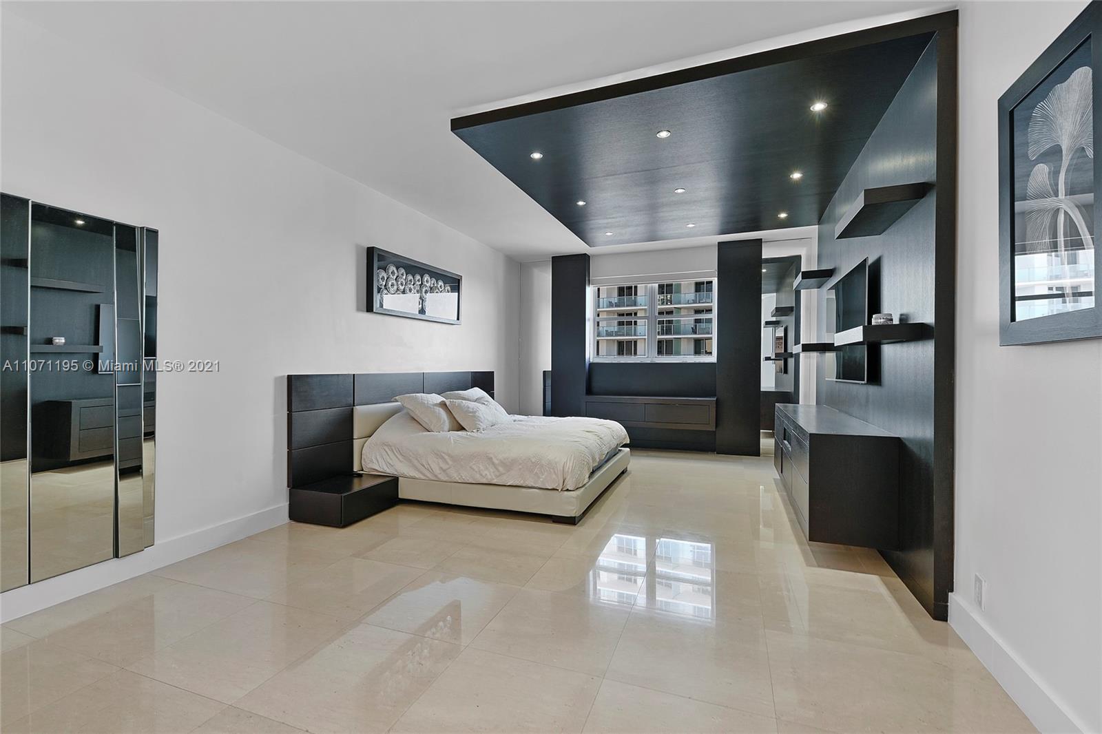 4001 S Ocean Dr Ph1 Property Photo 11
