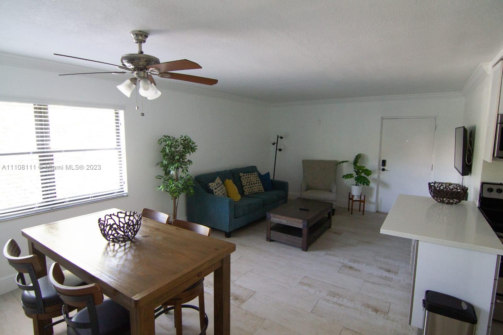753 Michigan 3a Property Photo 4