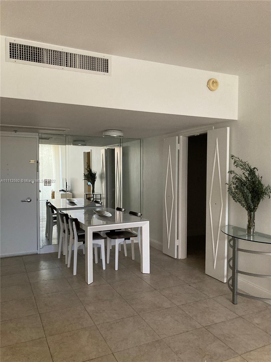 5161 Collins Ave 210 Property Photo 5