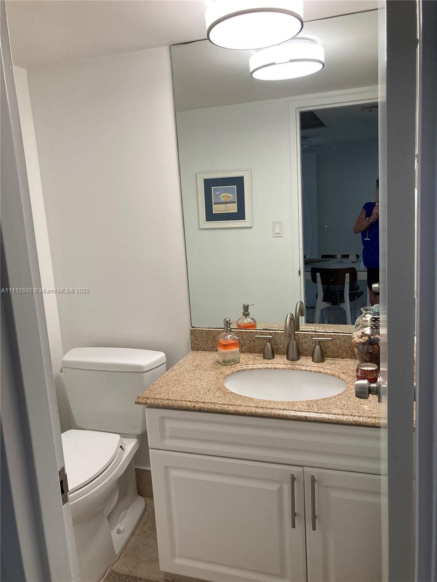 5161 Collins Ave 210 Property Photo 10