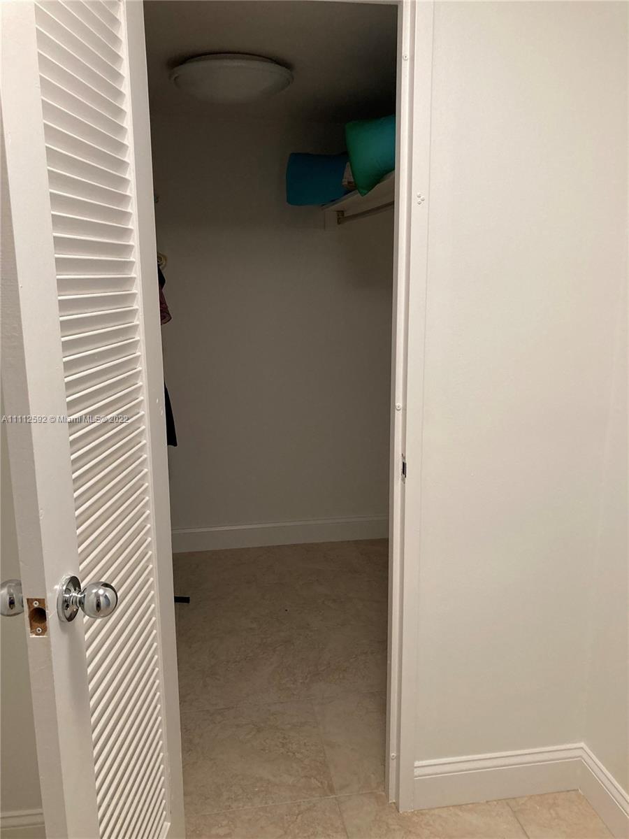 5161 Collins Ave 210 Property Photo 16