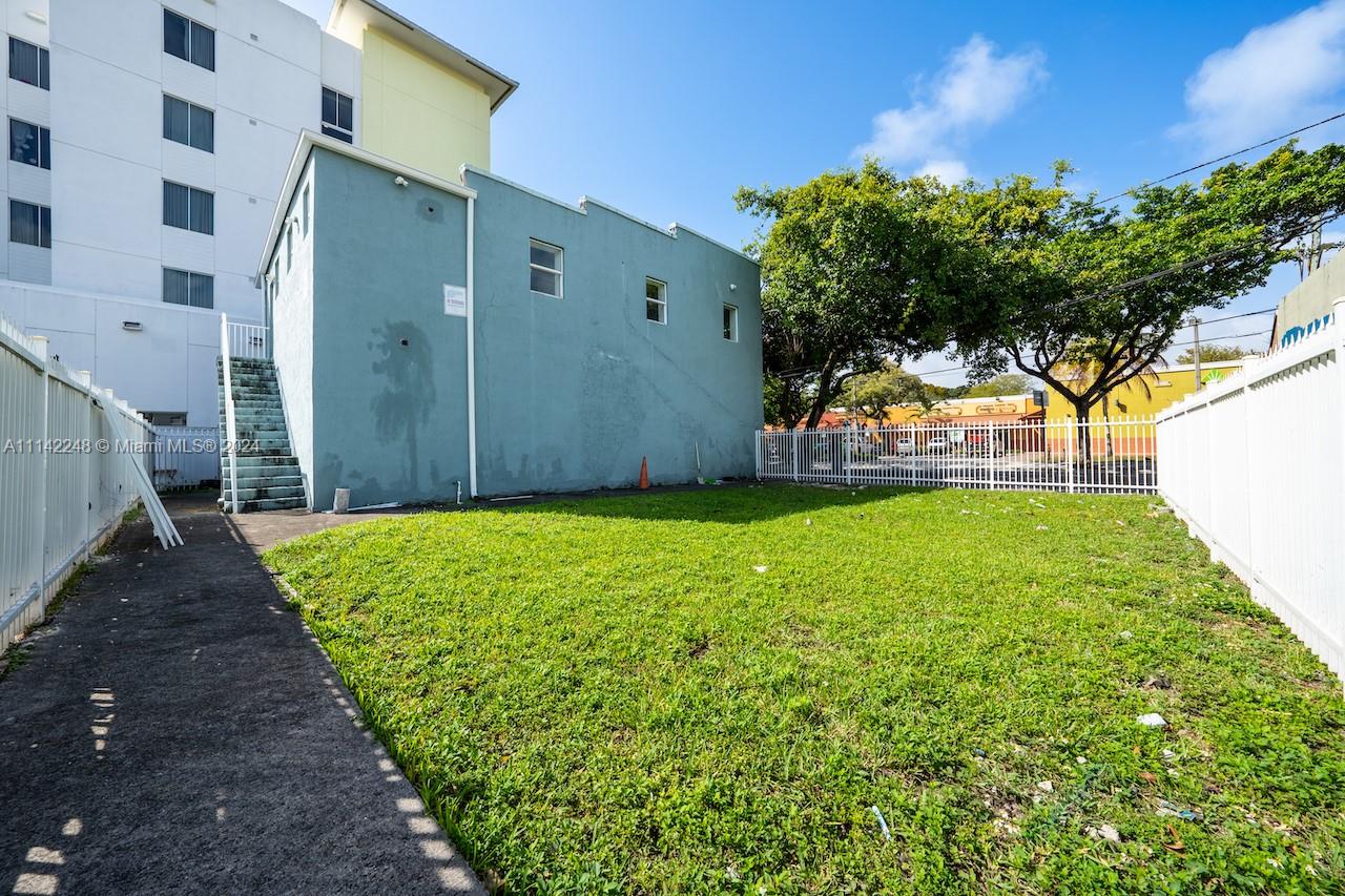 1525 Nw 3rd Ave Property Photo 6