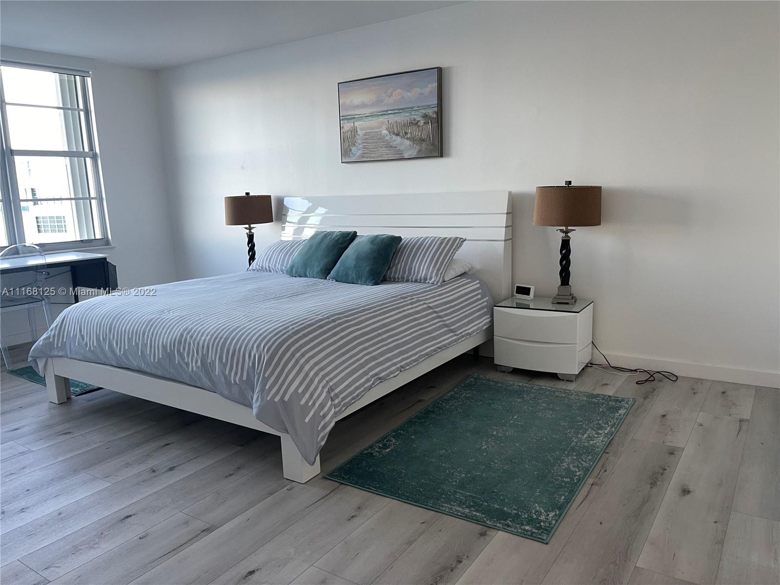 5161 Collins Ave 914 Property Photo 5