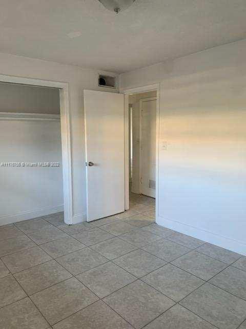 5900 Nw 17th Pl 109 Property Photo 5