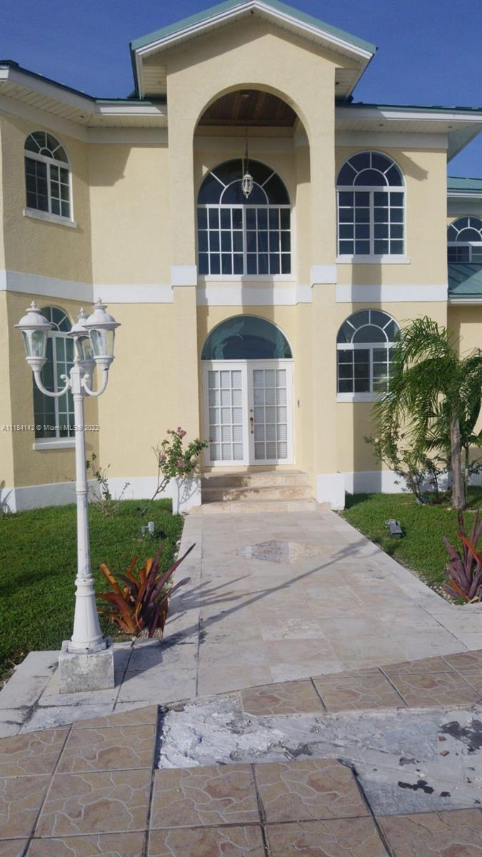 #6 Bahama Property Photo 9