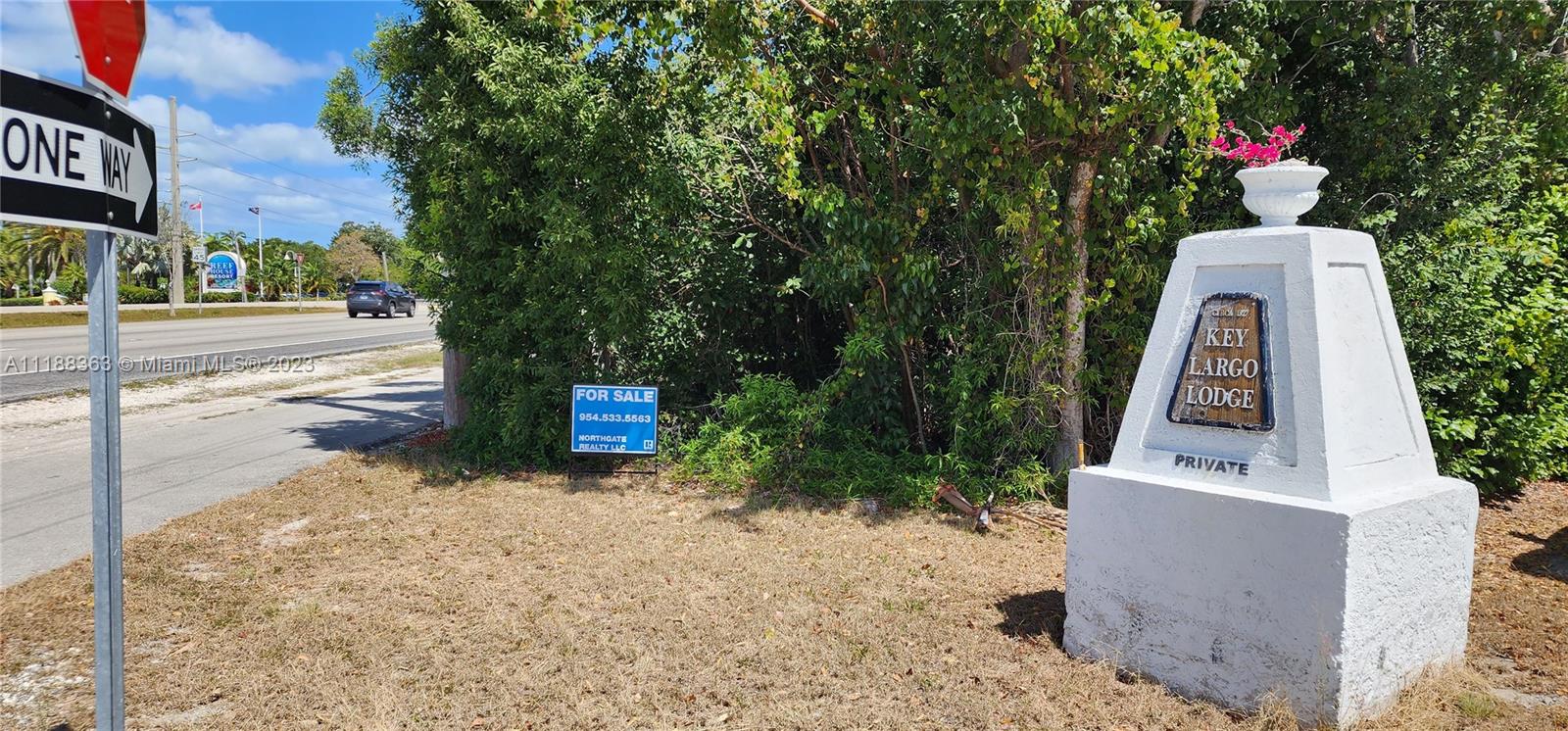 A11188363 Property Photo 5