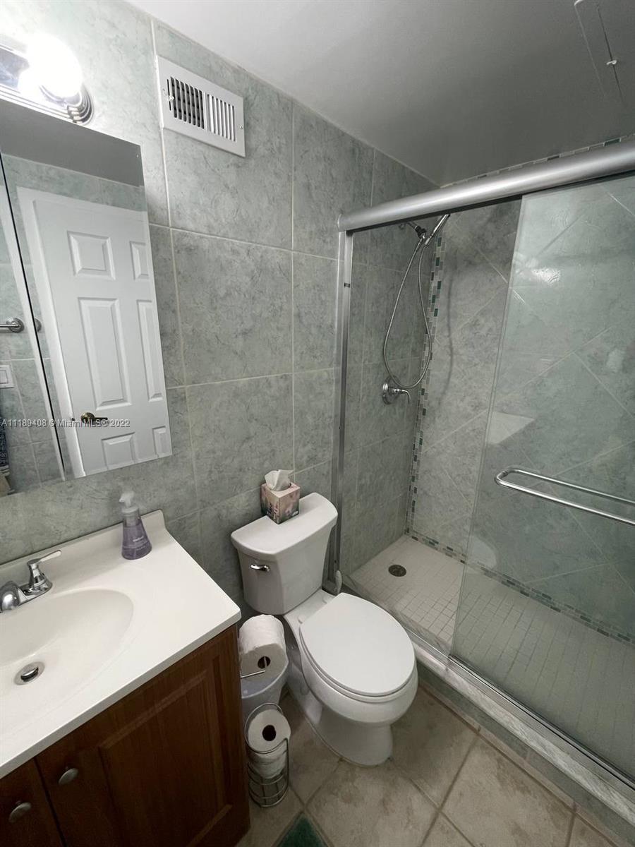2501 S Ocean Dr 1227 (available) Property Photo 13