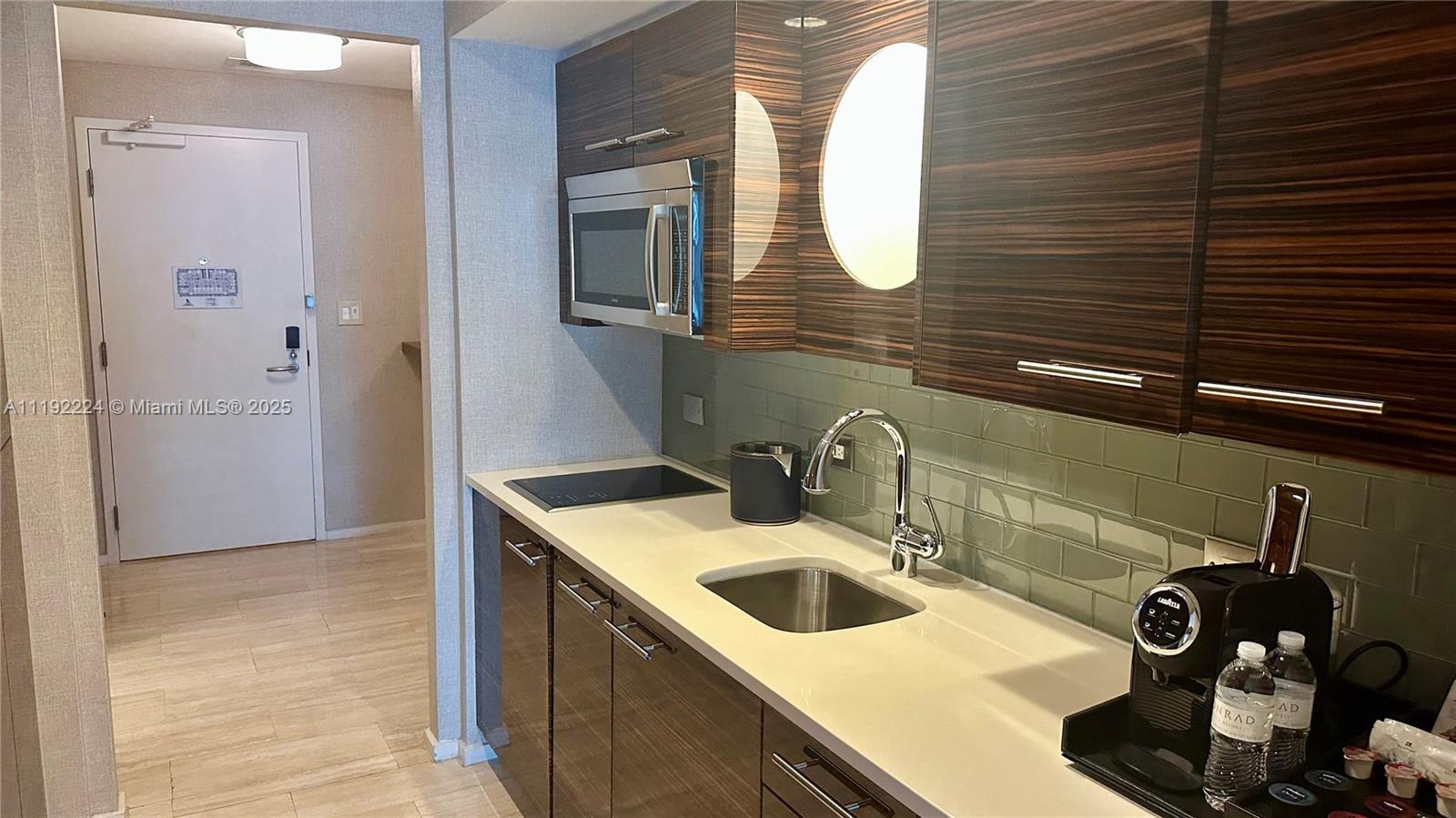 551 N Fort Lauderdale Beach Blvd H1510 Property Photo 2