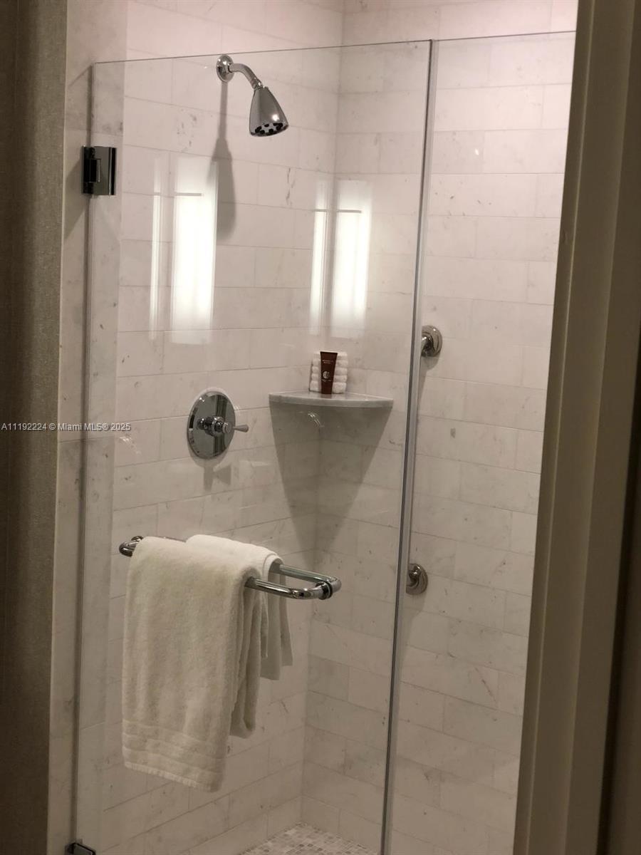 551 N Fort Lauderdale Beach Blvd H1510 Property Photo 10