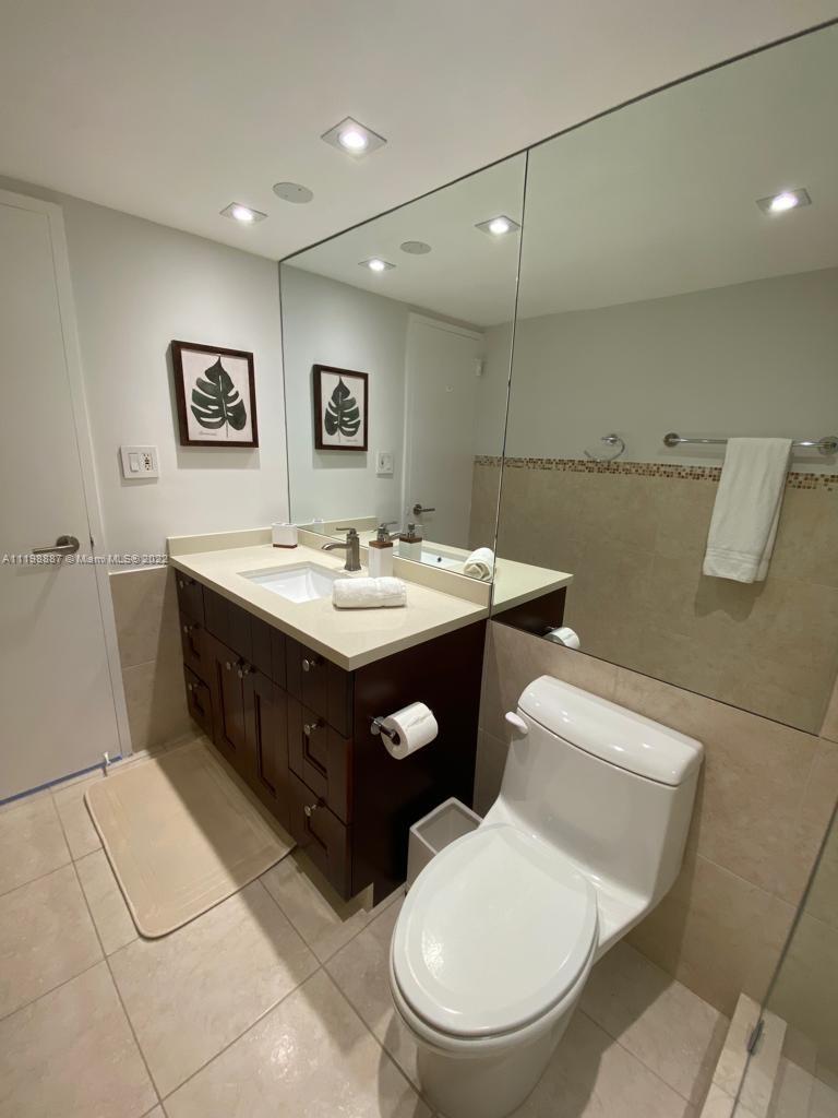 5151 Collins Ave 531 Property Photo 14