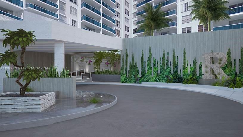2301 Collins Ave 1506 Property Photo 29