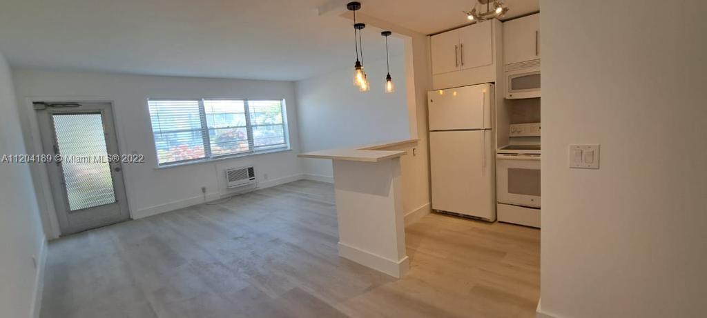 155 Easthampton G 155 Property Photo 2