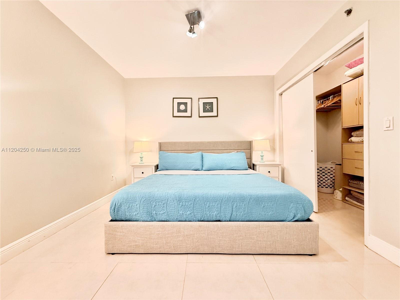 1830 S Ocean Dr 1709 Property Photo 11