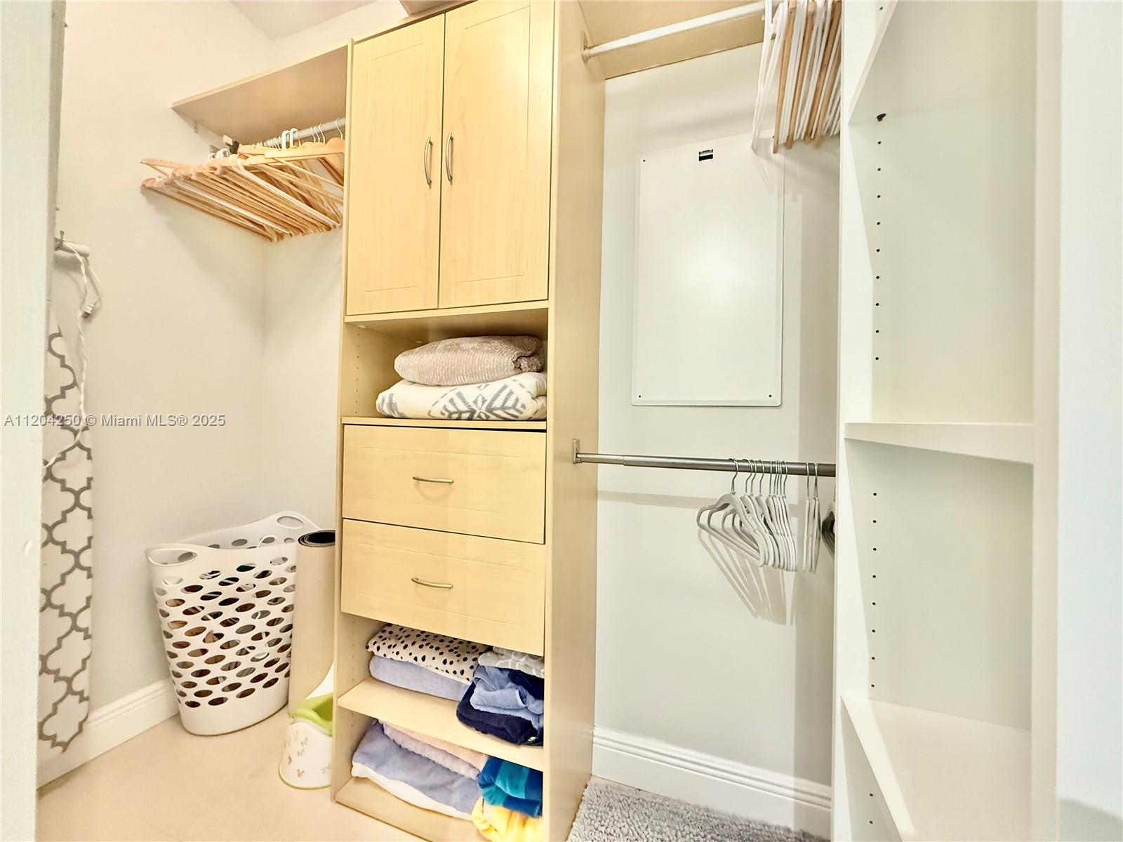 1830 S Ocean Dr 1709 Property Photo 15