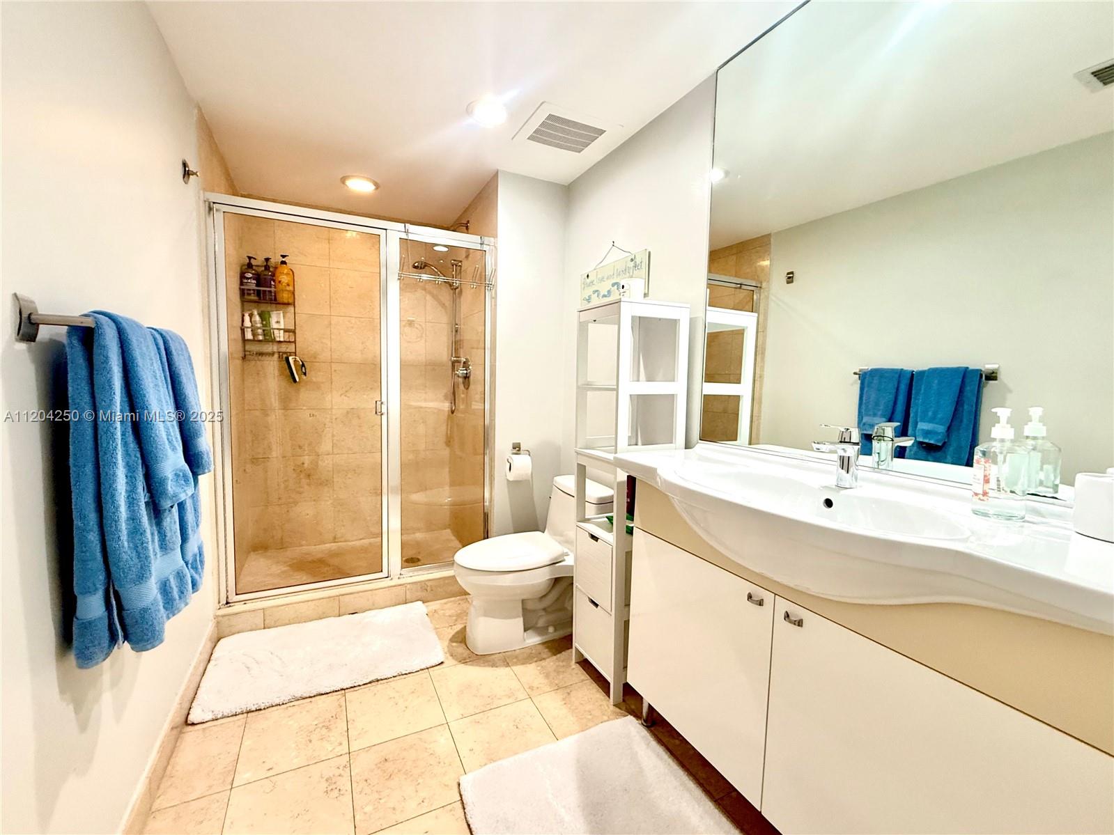 1830 S Ocean Dr 1709 Property Photo 18